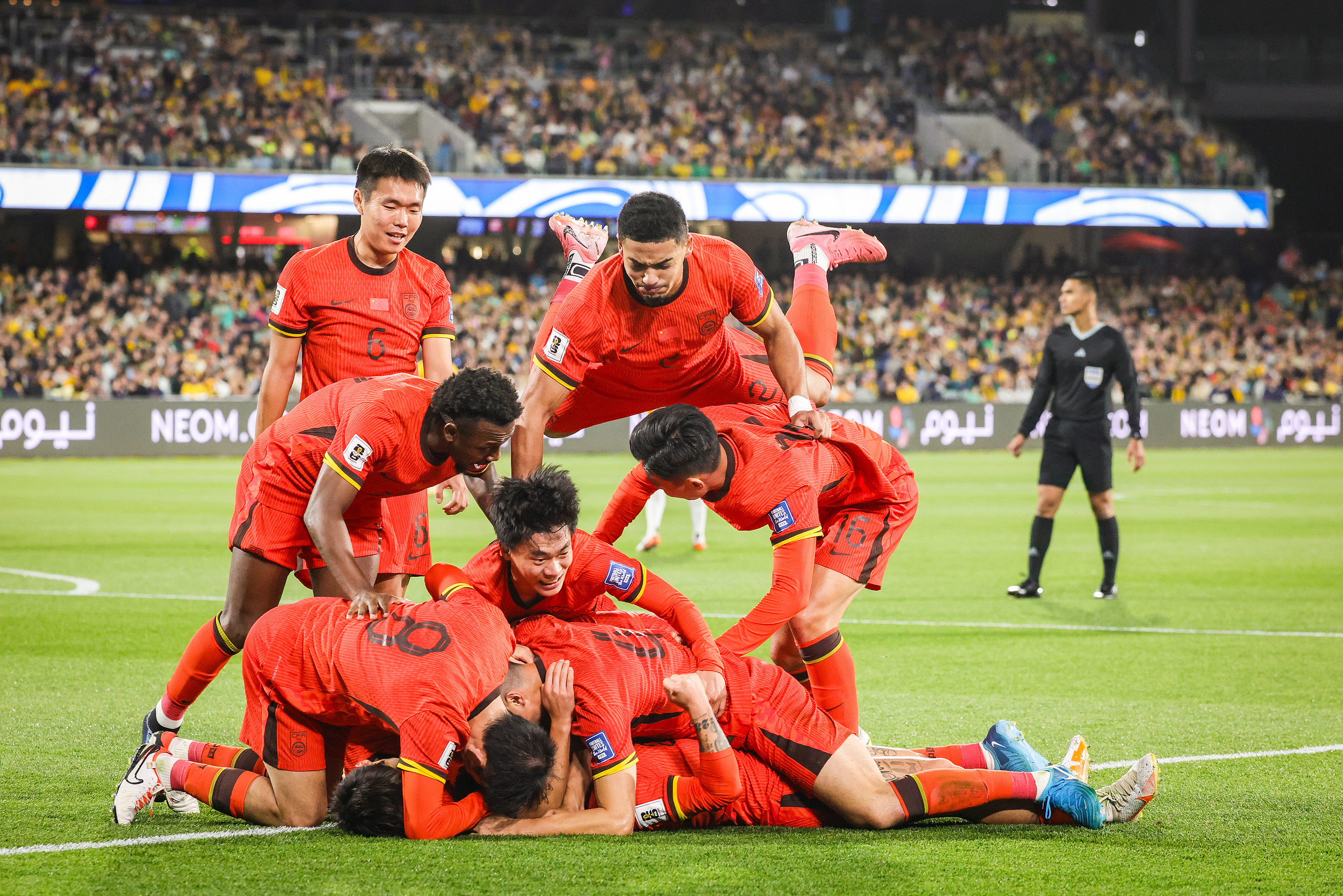 德国队碾压法国队,李梓嘉点燃赛场 德国队碾压法国队,李梓嘉点燃赛场