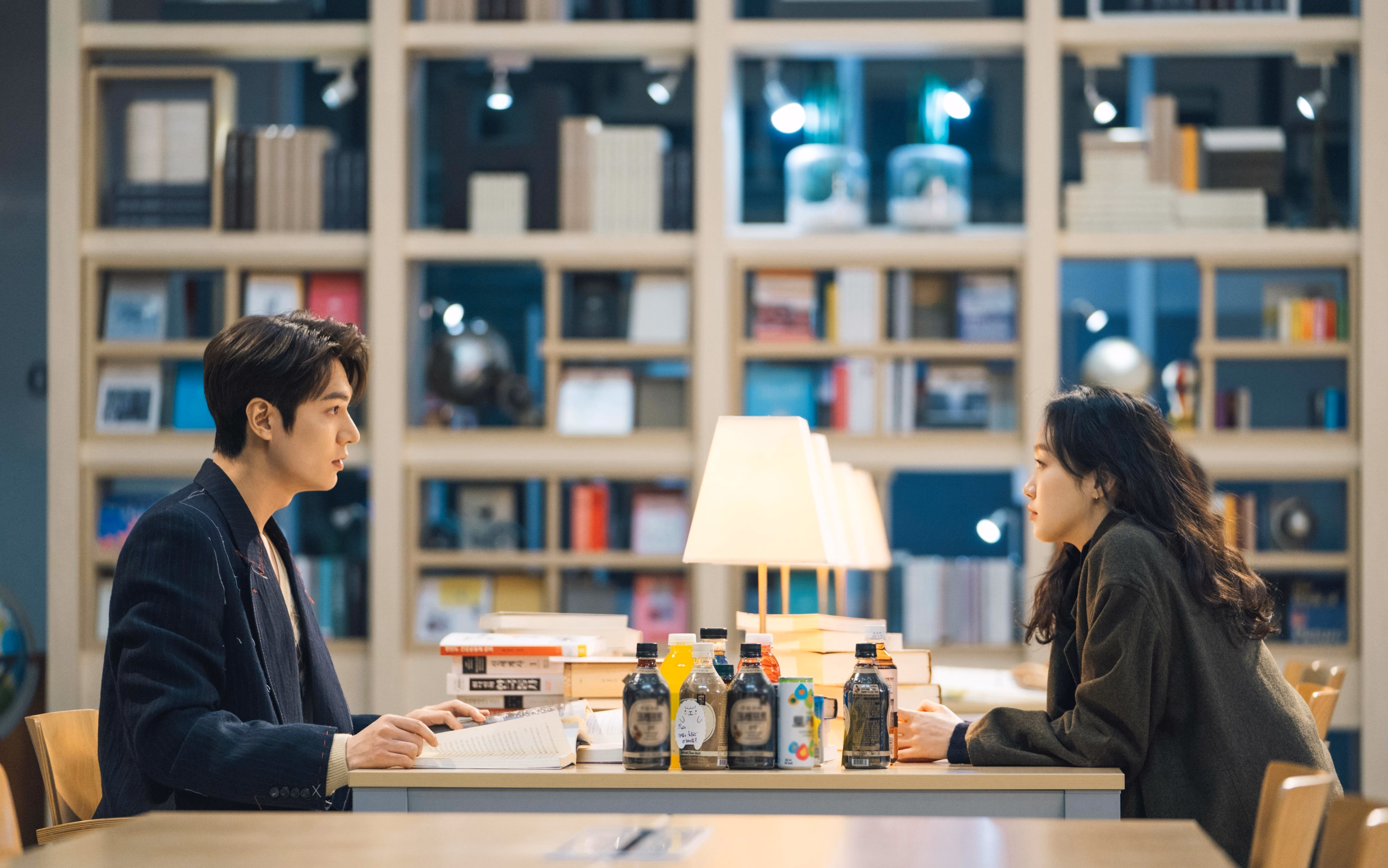 欧冠决赛前夜的跨洲传奇，佛罗伦萨热身赛险胜厄瓜多尔国家队