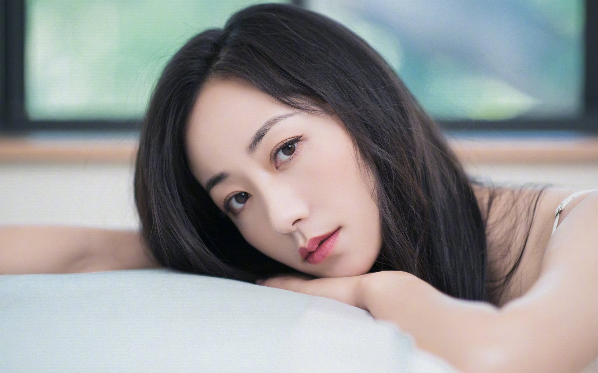 铁幕与蓝黑交响曲，在瑞士的星空下，巴斯托尼如何用存在感狙击巴萨的冠军梦