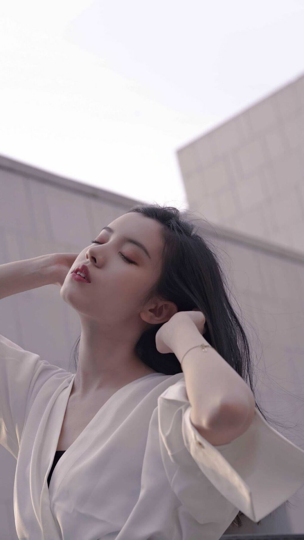 塞维利亚的奇迹，用连续得分织成天网，阿劳霍在死角中锁定胜局